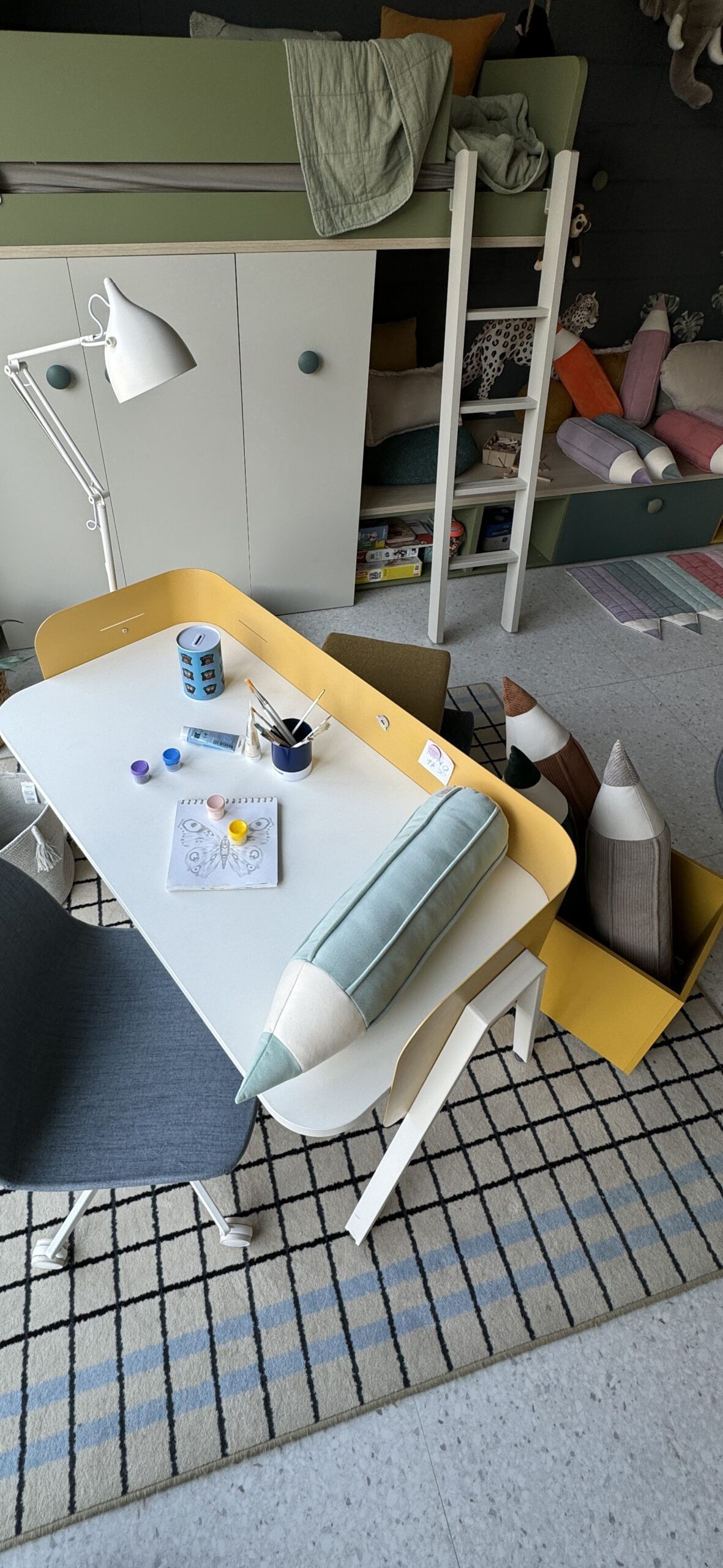 Crayon Velvet Pillow Mint - Image 9