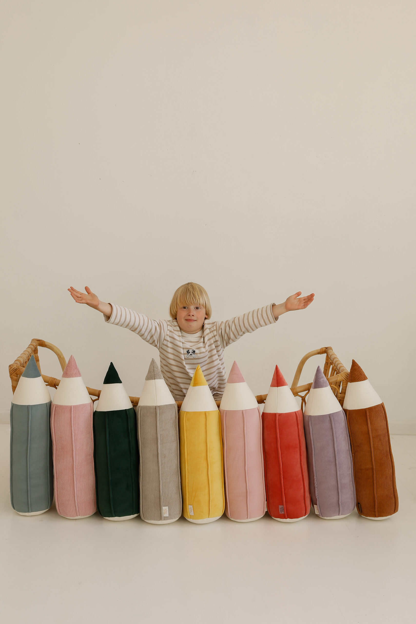 Crayon Velvet Pillow Mint - Image 4