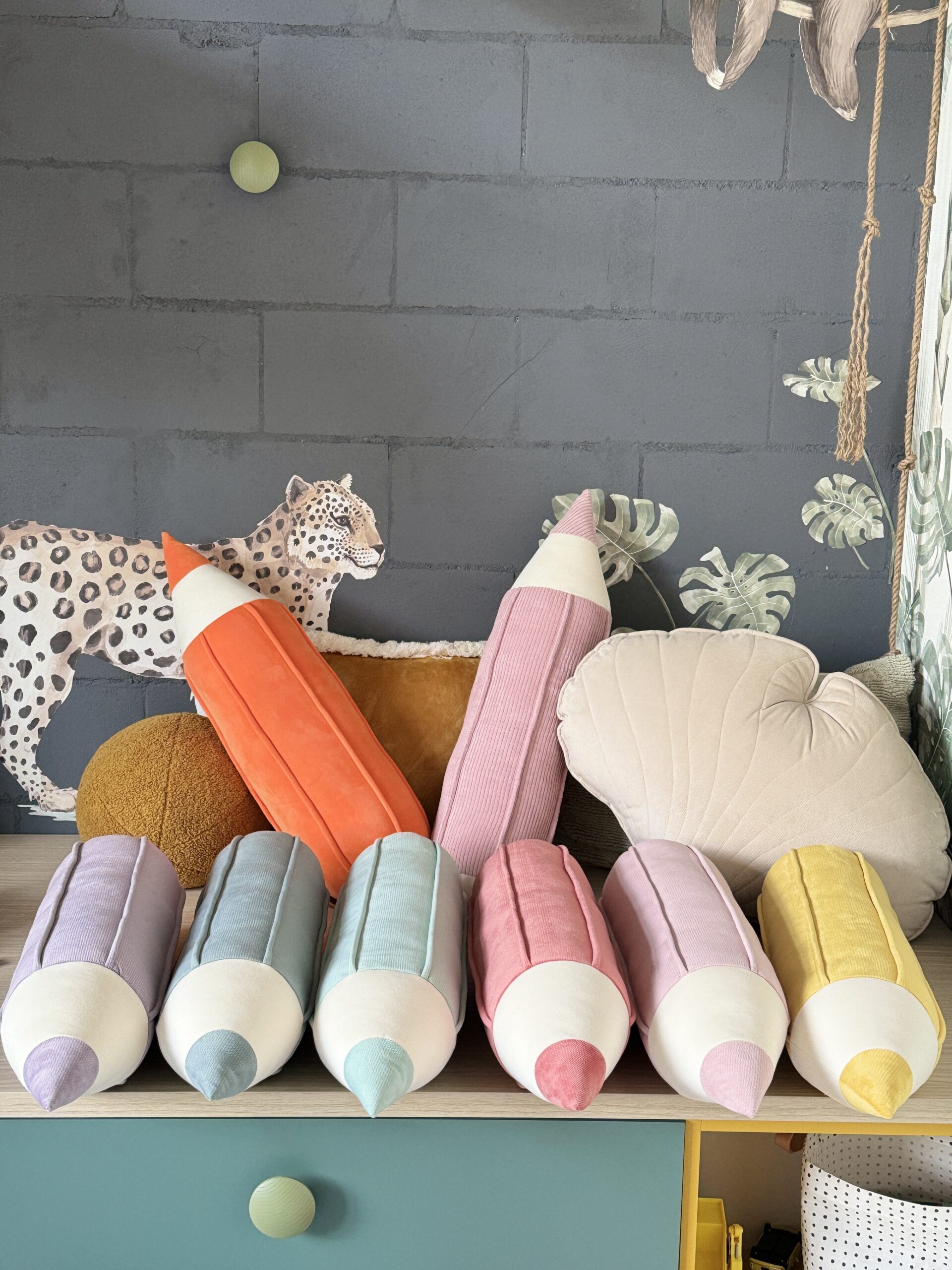 Crayon Velvet Pillow Mint - Image 3