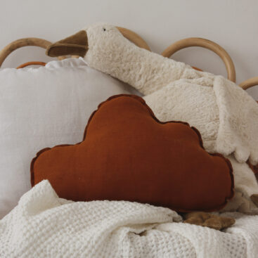 Cloud Linen Pillow - Brown