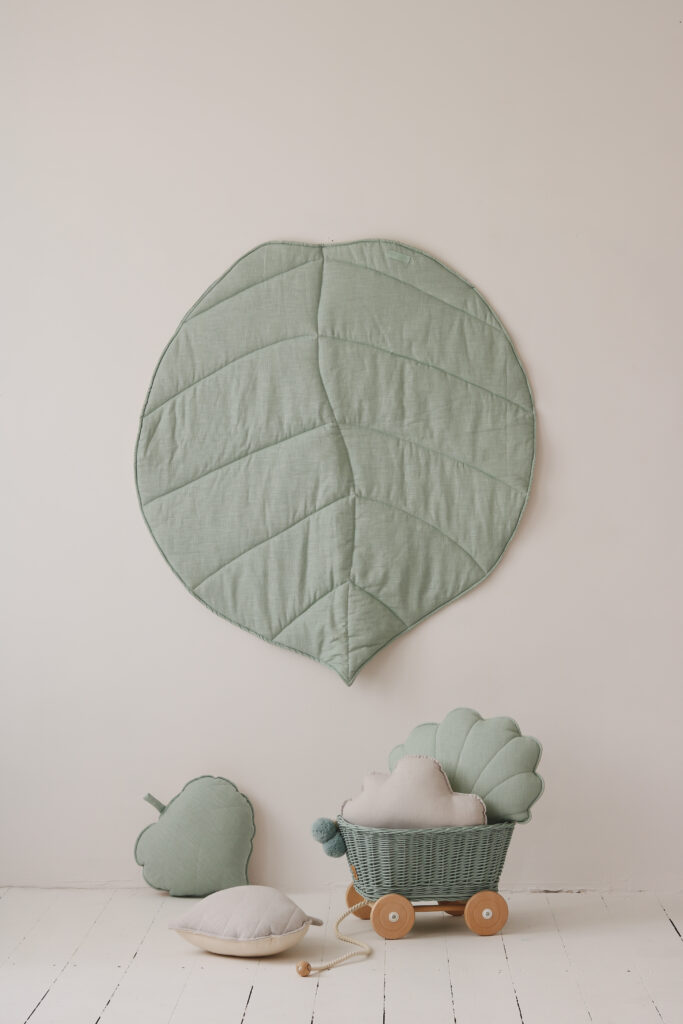 Leaf Linen Mat - Mint