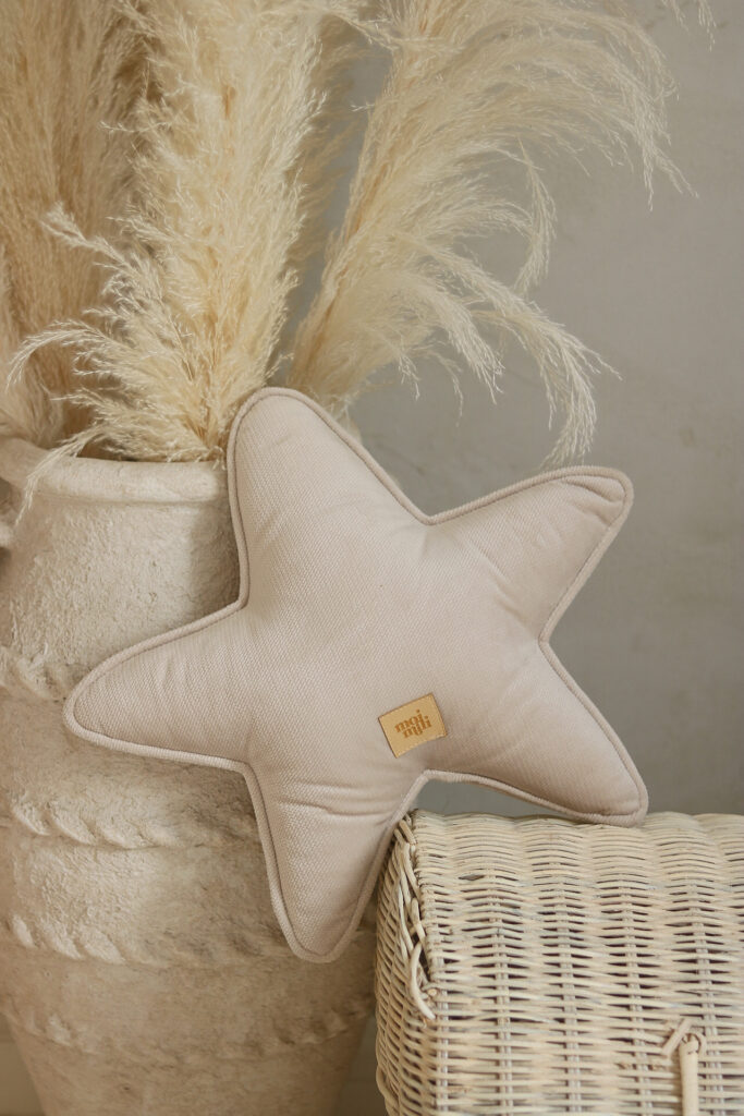 Star Velvet Pillow – Cream