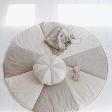 Round Pillow "Cream Candy"