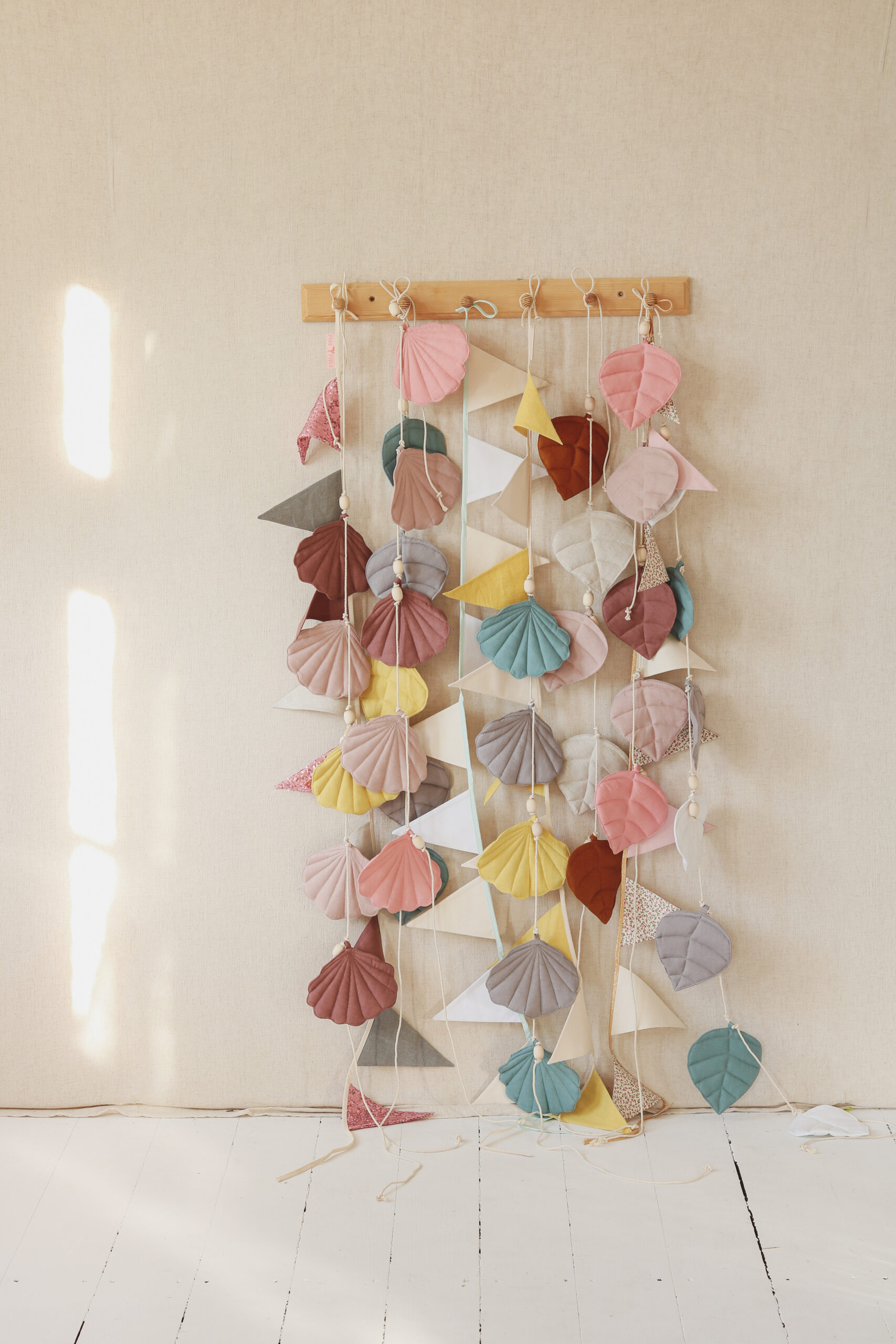 Linen Shell Garlands– Pink, Blue, Grey Shades- 3 m long