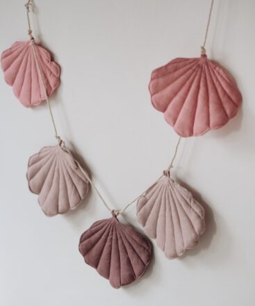 Linen Shell Garlands– in 3 pink shades - light, dark and brown pink