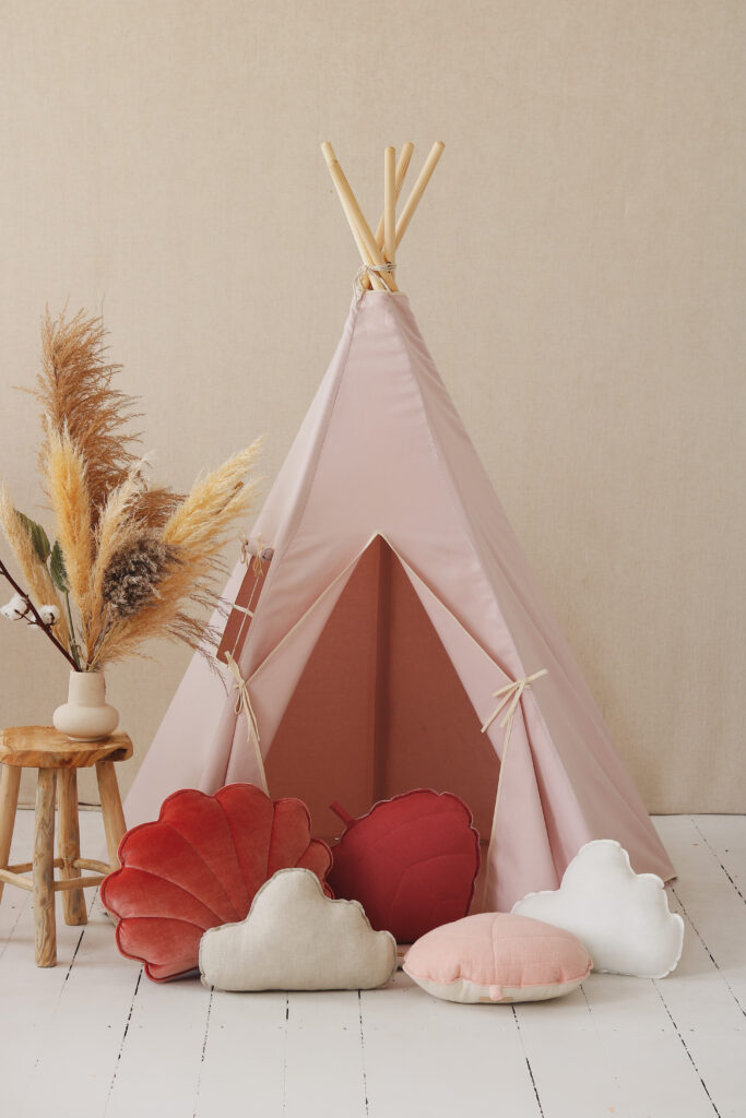 pink teepee tent for kids room (